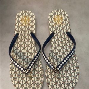Tory burch flip flops